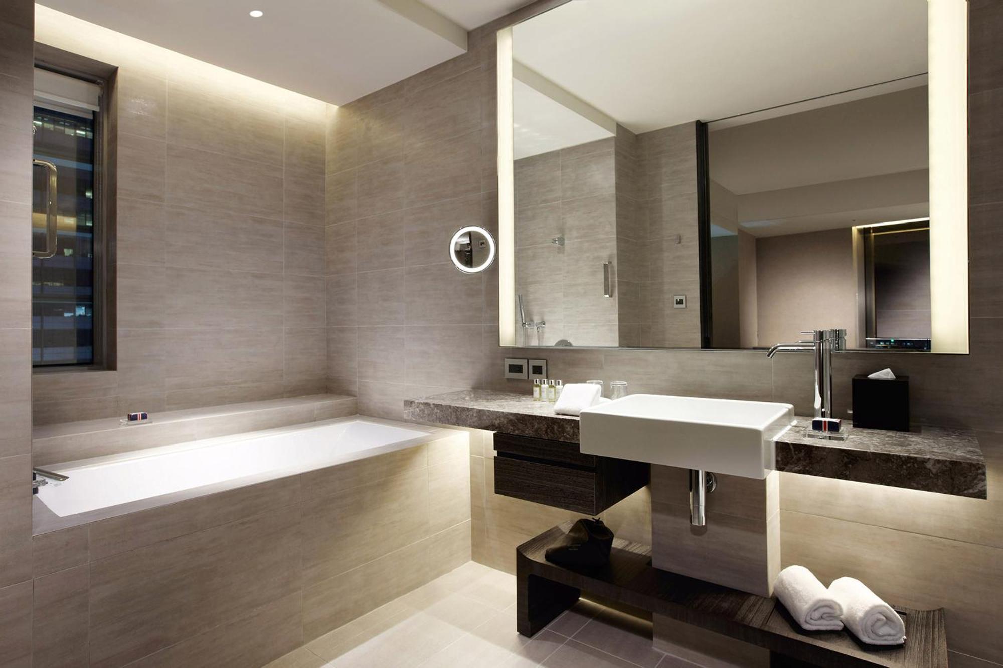 Humble House Taipei, Curio Collection By Hilton Hotel Kültér fotó Bathroom