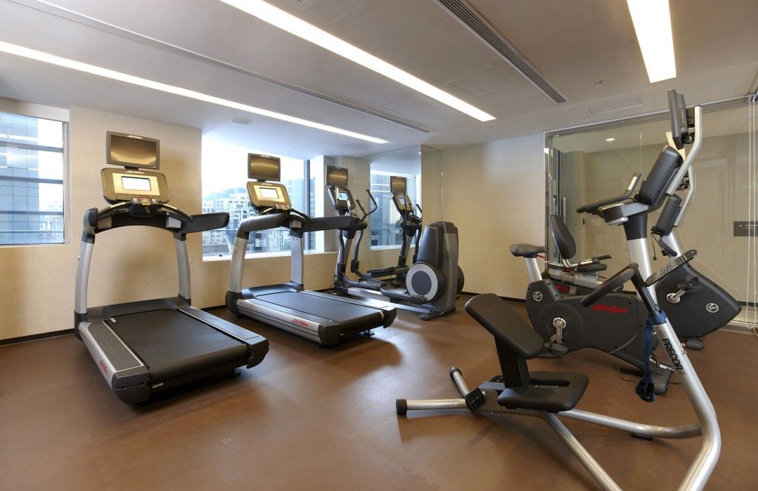 Humble House Taipei, Curio Collection By Hilton Hotel Kültér fotó A gym at a hotel